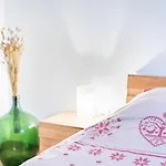à L'orée Des Vignes, Classé 3 étoiles Au Centre De La Route Des Vins D'alsace Appartement Orschwiller